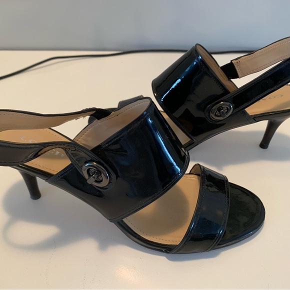Beautiful Coach black patent leather heels. - Picture 4 of 4
